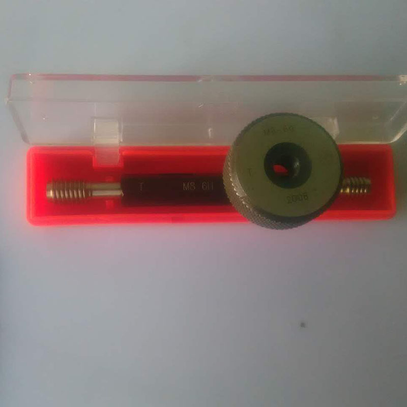 Léigh tuilleadh faoi GAGES Snáithe Fáinne agus Plug